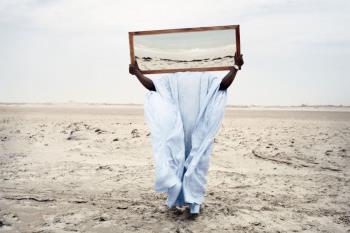 © © Dawit L. Petros. Courtesy of the artist and Tiwani Contemporary © © Dawit L. Petros. Courtesy of the artist and Tiwani Contemporary