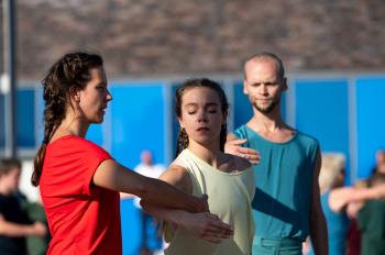 SASHA WALTZ & GUESTS. IN C – COMMUNITY (7. September 2025), Sasha Waltz, In C – Marler Partitur, Forum Marl, September 2022 © © Foto: Sebastian Bolesch SASHA WALTZ & GUESTS. IN C – COMMUNITY (7. September 2025), Sasha Waltz, In C – Marler Partitur, Forum Marl, September 2022 © © Foto: Sebastian Bolesch