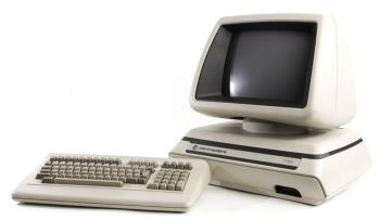 Commodore CBM 710, ab 1980, 13,7 kg, FDMC 97. © Arithmeum Commodore CBM 710, ab 1980, 13,7 kg, FDMC 97. © Arithmeum
