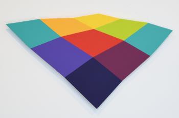 Hans Jörg Glattfelder WN 2403, ``9 artikulierte Flächen``, 2024, Acryl auf Holz, 48 x 85 cm. © Arithmeum, Bonn Hans Jörg Glattfelder WN 2403, ``9 artikulierte Flächen``, 2024, Acryl auf Holz, 48 x 85 cm. © Arithmeum, Bonn